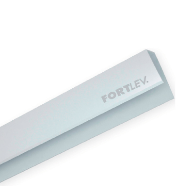 Perfil Rodaforro Pvc Tipo F 6m Branco Novaforma - Ref.500568