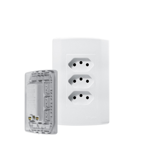 Tomada Embutir 10a Monobloco Tripla Facil Modular Branca Pluzie - Ref.7243